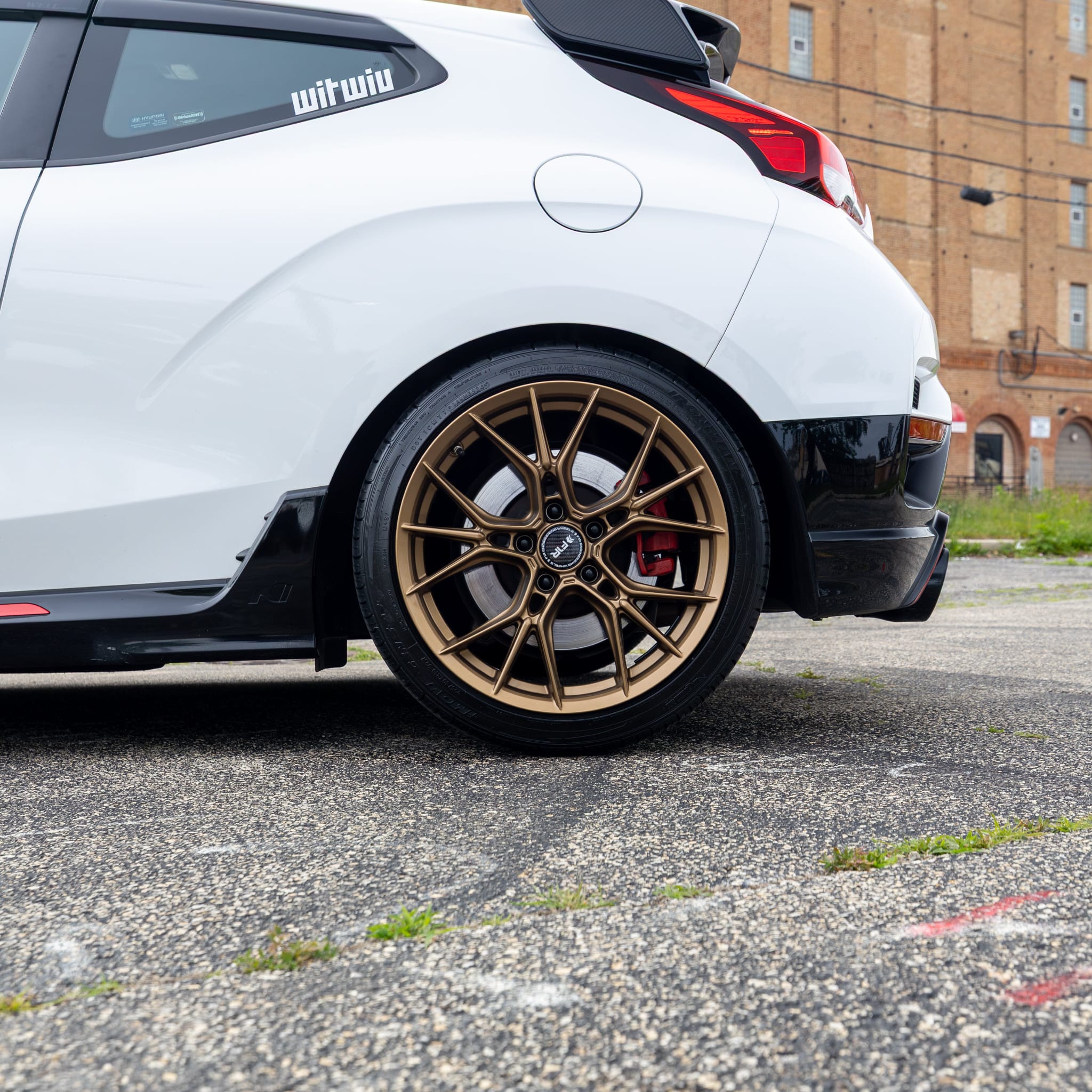 FS1 Matte Bronze