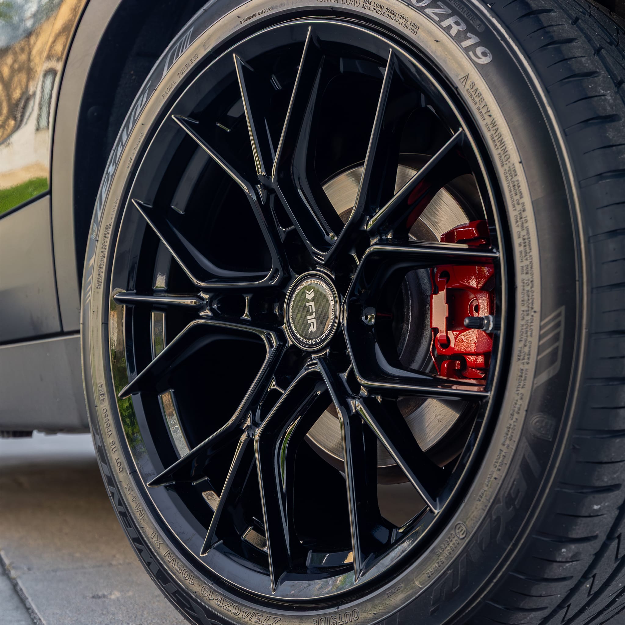 FS1 Gloss Black