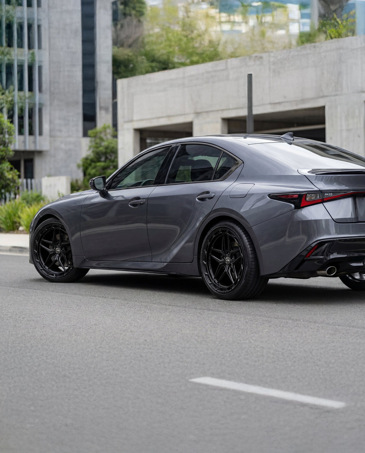 FS5 Gloss Black
